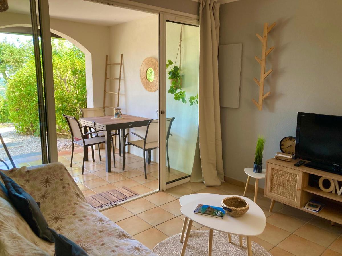 Les Restanques Bougainvillee 2051 Grimaud Kültér fotó